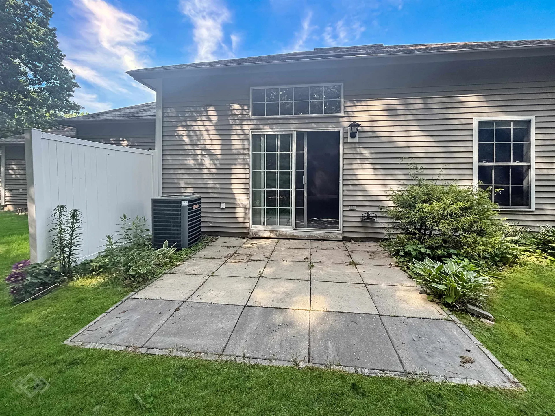25 Lantern Lane Kingston NH 03848