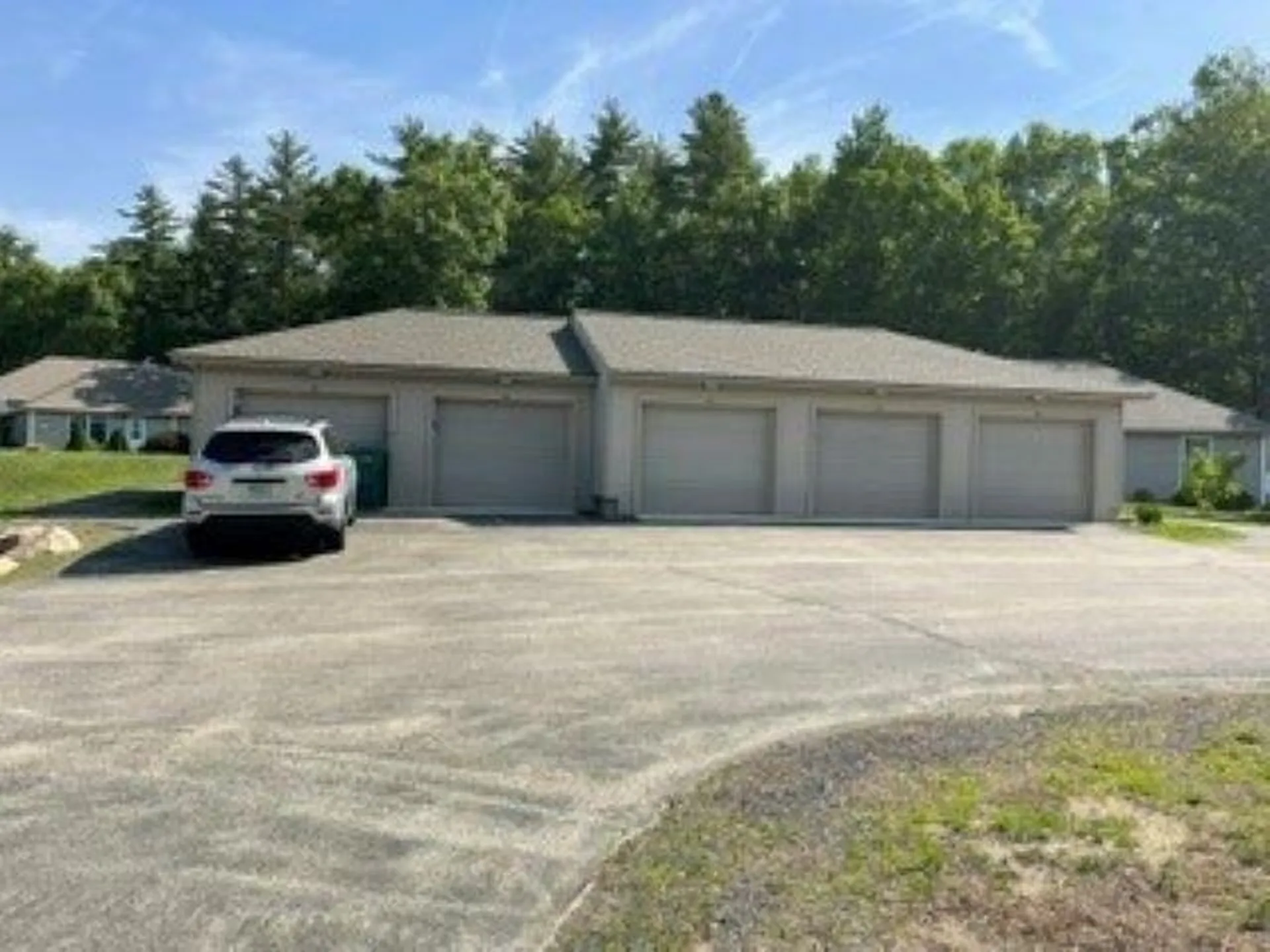 25 Lantern Lane Kingston NH 03848