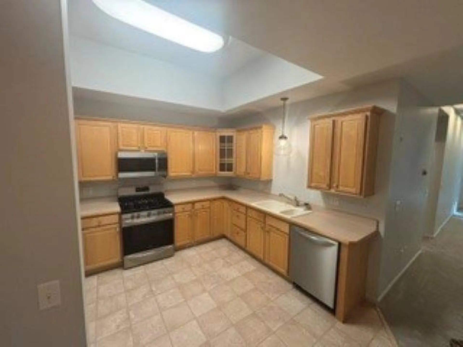 25 Lantern Lane Kingston NH 03848