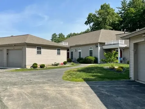 25 Lantern Lane Kingston NH 03848