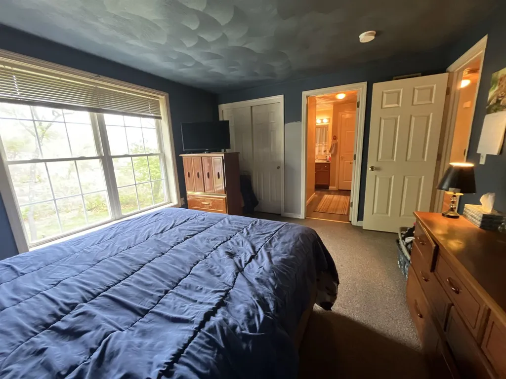 223 S Main Street Seabrook NH 03874