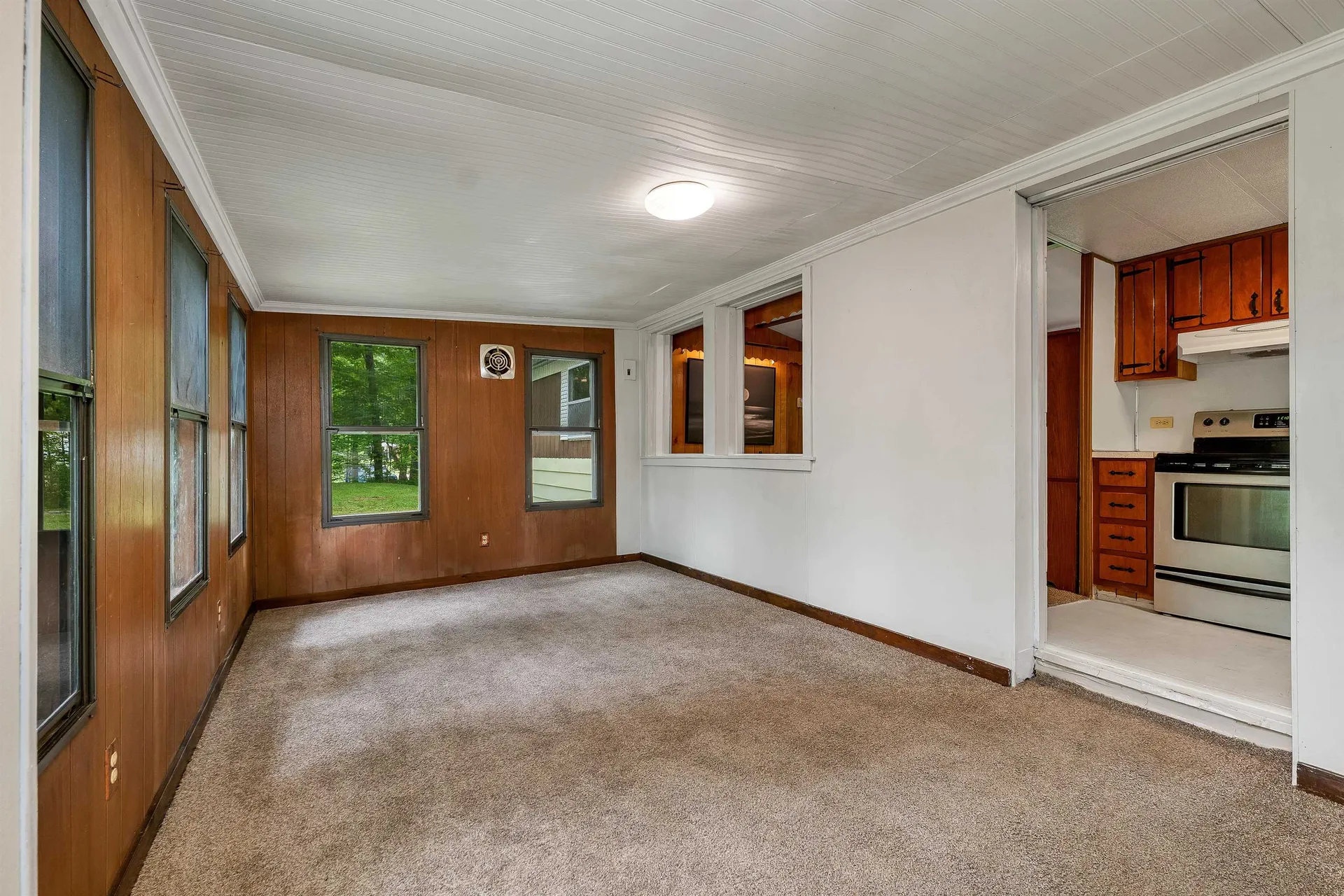 1088 Ten Rod Road Farmington NH 03835