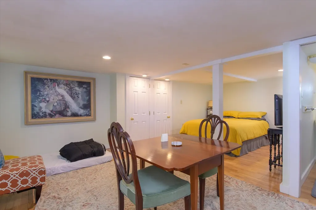 2435 Stage Road Guilford VT 05301