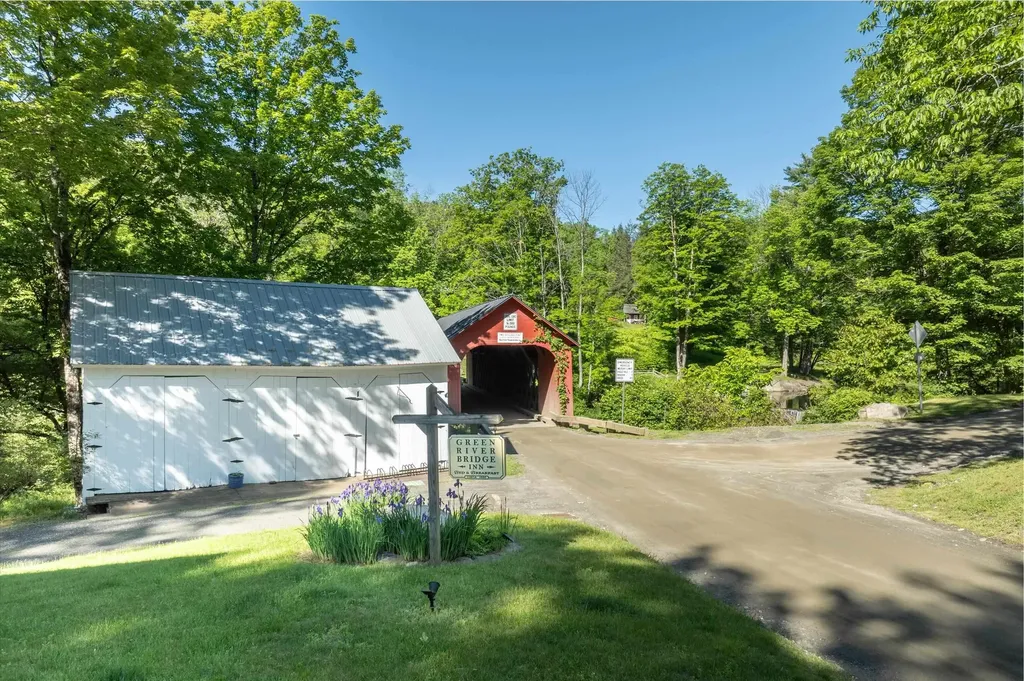 2435 Stage Road Guilford VT 05301