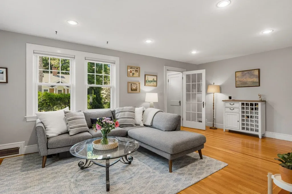 115 Fairview Avenue Portsmouth NH 03801