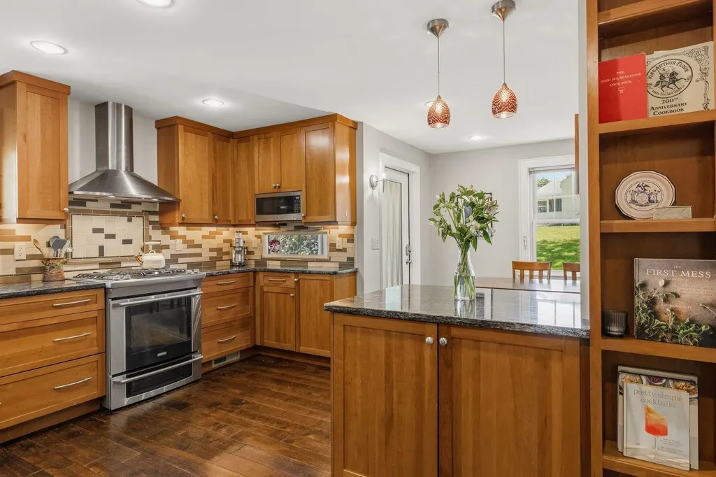 115 Fairview Avenue Portsmouth NH 03801