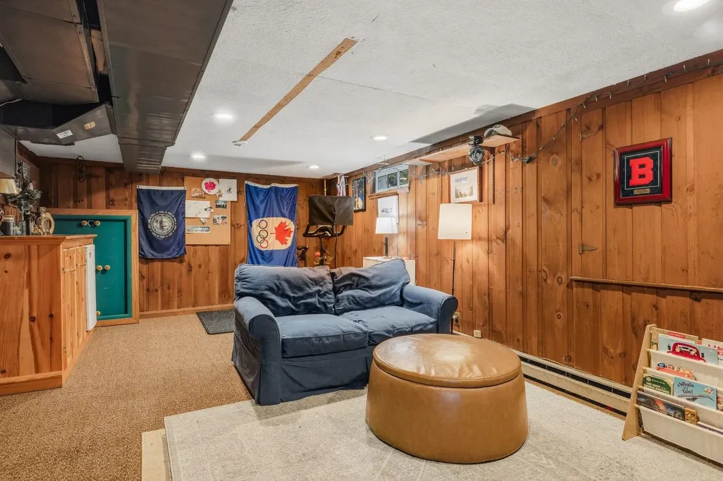 115 Fairview Avenue Portsmouth NH 03801
