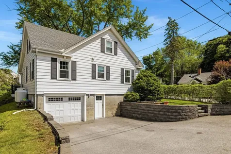 115 Fairview Avenue Portsmouth NH 03801