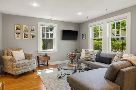 115 Fairview Avenue Portsmouth NH 03801