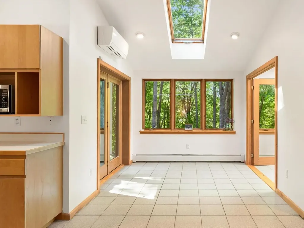 190 Red Tail Lane Charlotte VT 05445