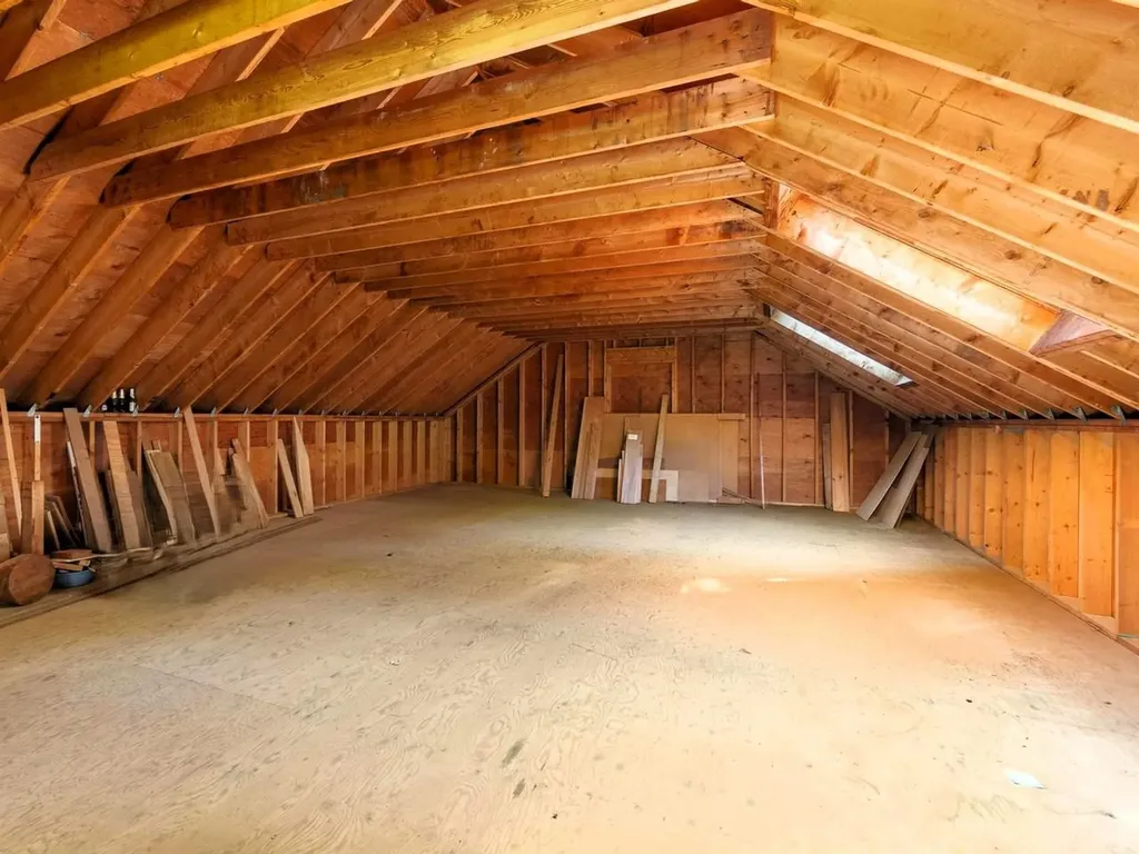 190 Red Tail Lane Charlotte VT 05445