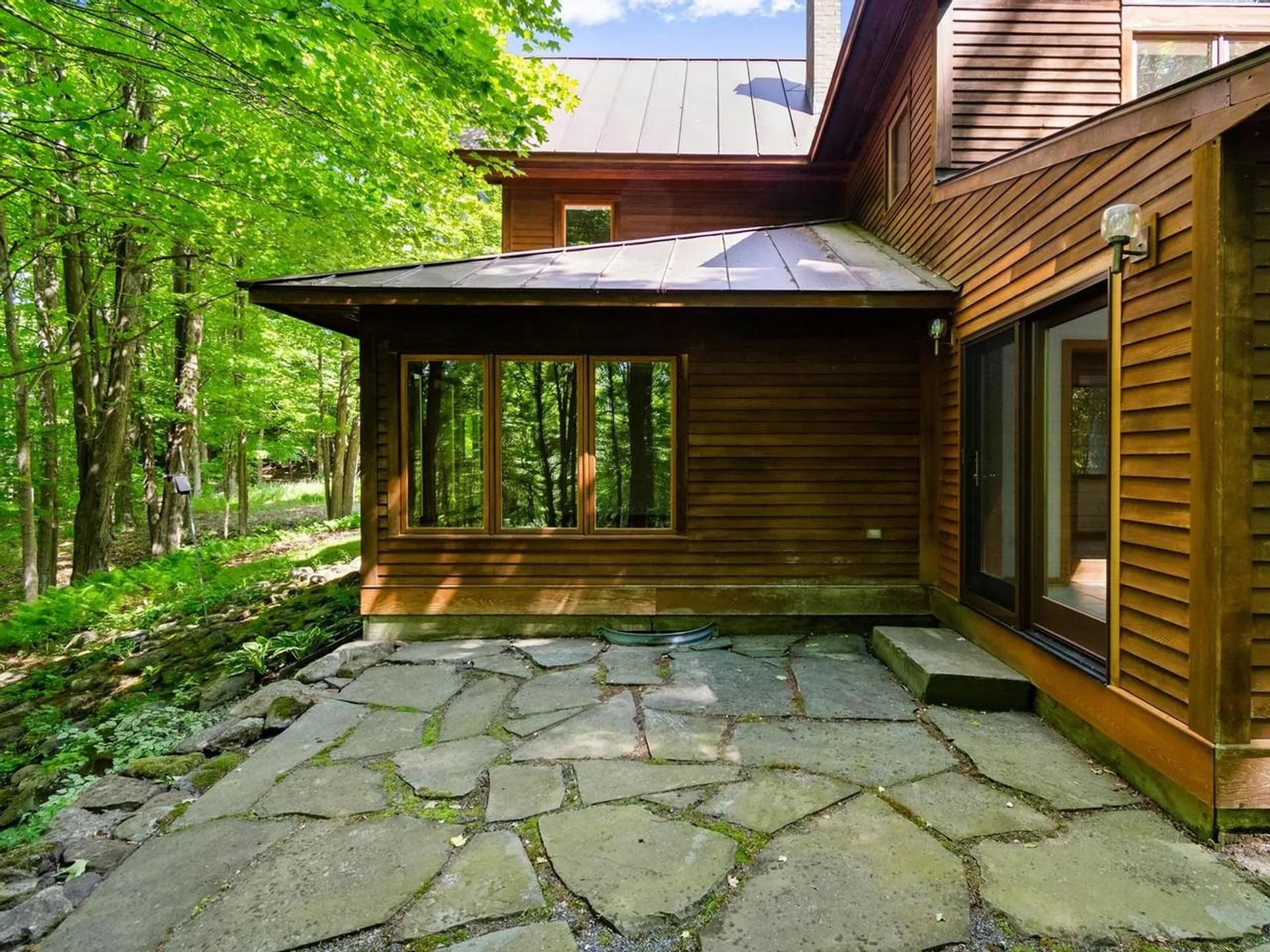 190 Red Tail Lane Charlotte VT 05445
