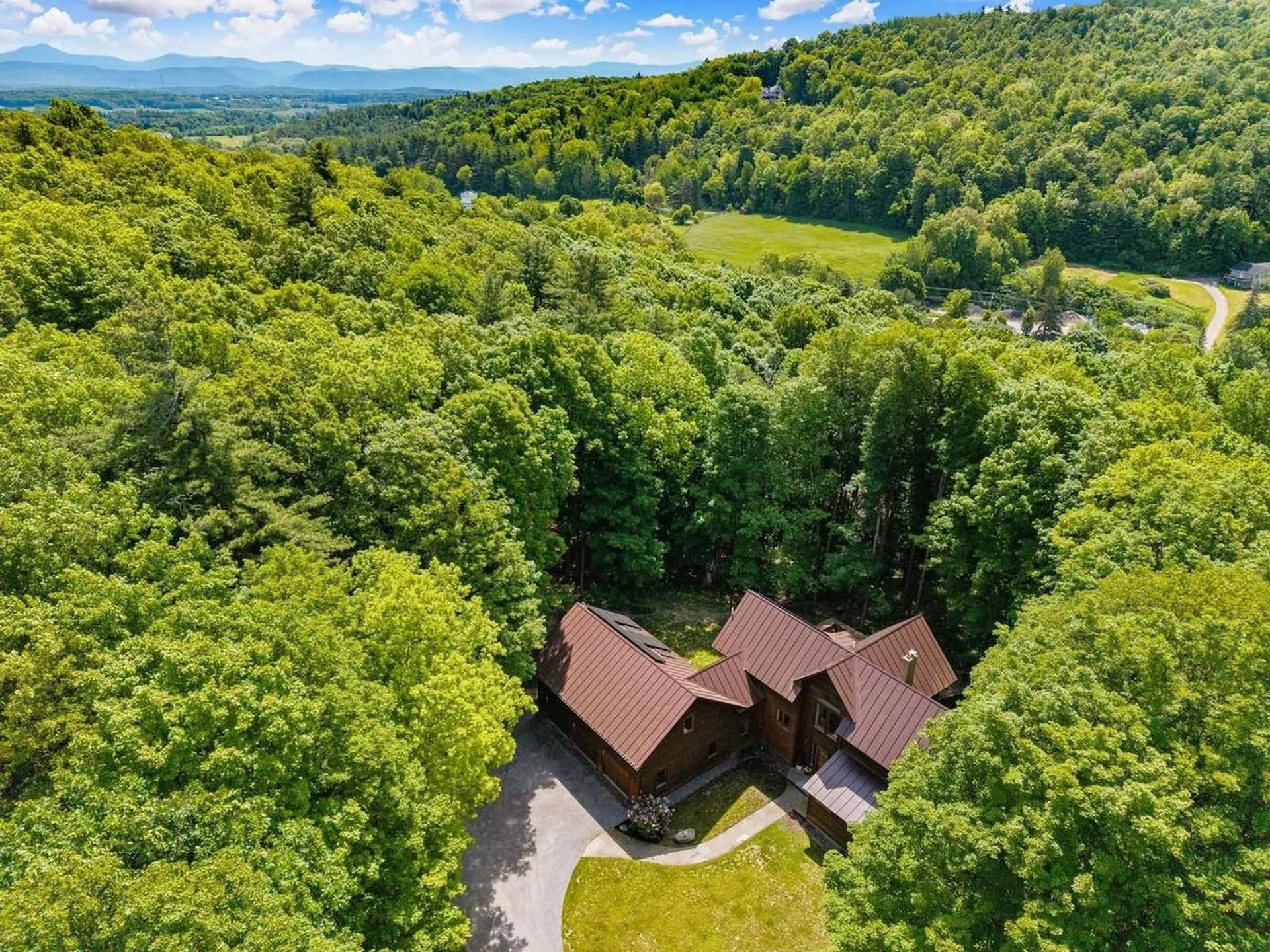 190 Red Tail Lane Charlotte VT 05445