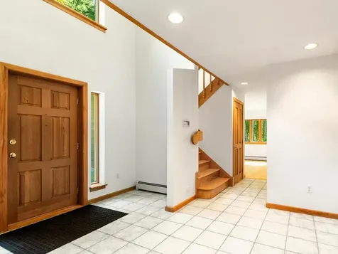 190 Red Tail Lane Charlotte VT 05445
