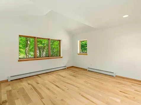 190 Red Tail Lane Charlotte VT 05445
