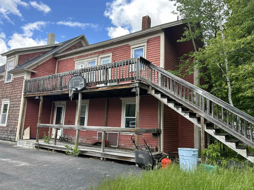 31 Glen Road Gorham NH 03581