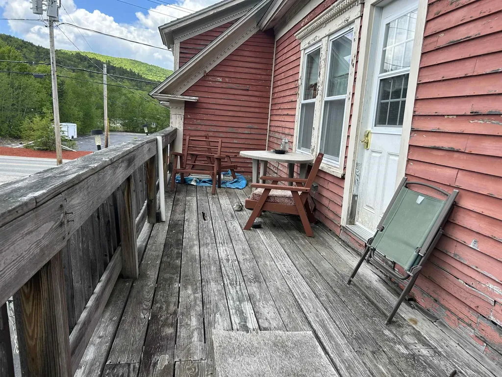 31 Glen Road Gorham NH 03581