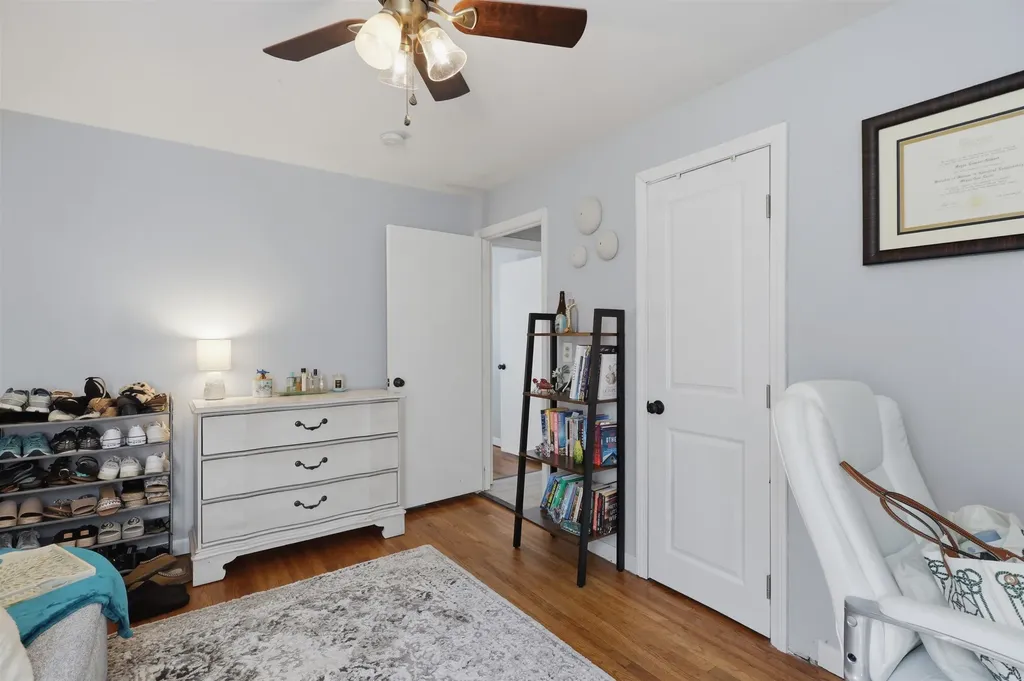 37 W Glenwood Street Nashua NH 03060