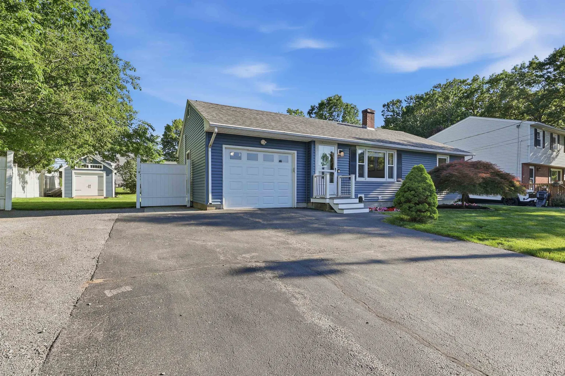 37 W Glenwood Street Nashua NH 03060