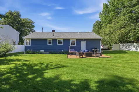 37 W Glenwood Street Nashua NH 03060