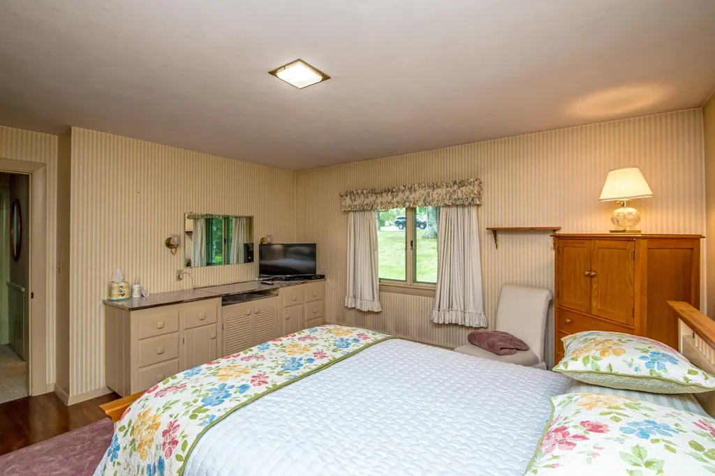 51 Duprey Road Conway NH 03860