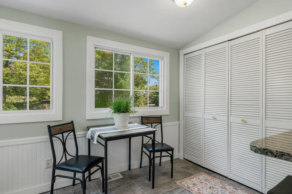 25 Mill Street Epping NH 03042