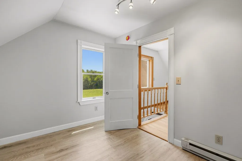 25 Mill Street Epping NH 03042