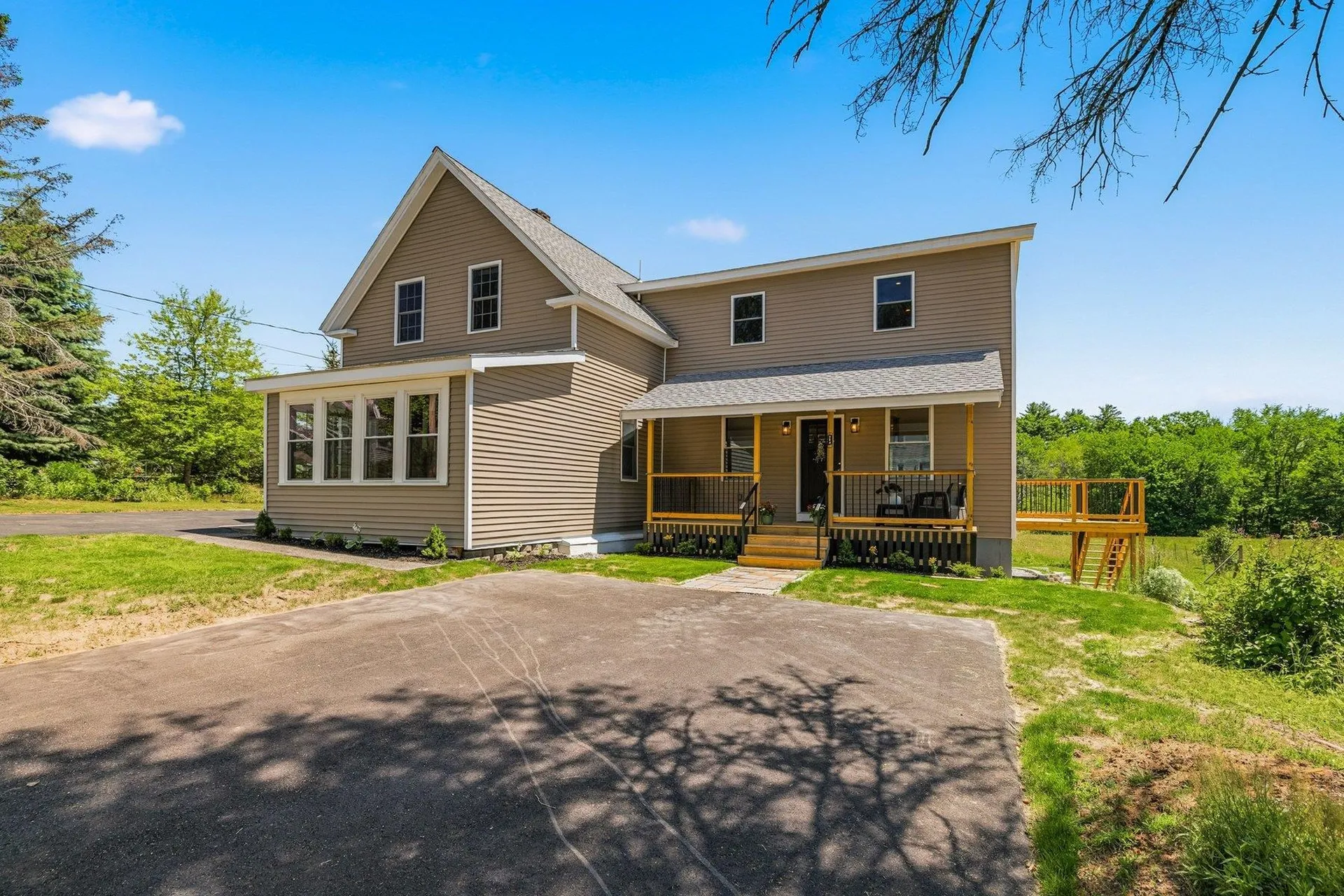 25 Mill Street Epping NH 03042