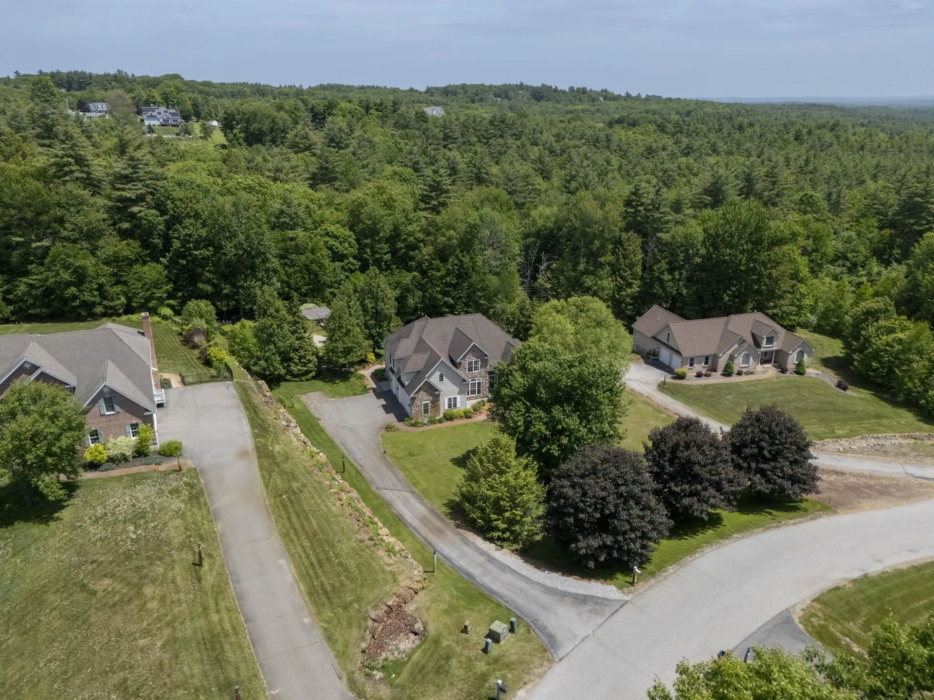 12 Rachel Way Bedford NH 03110