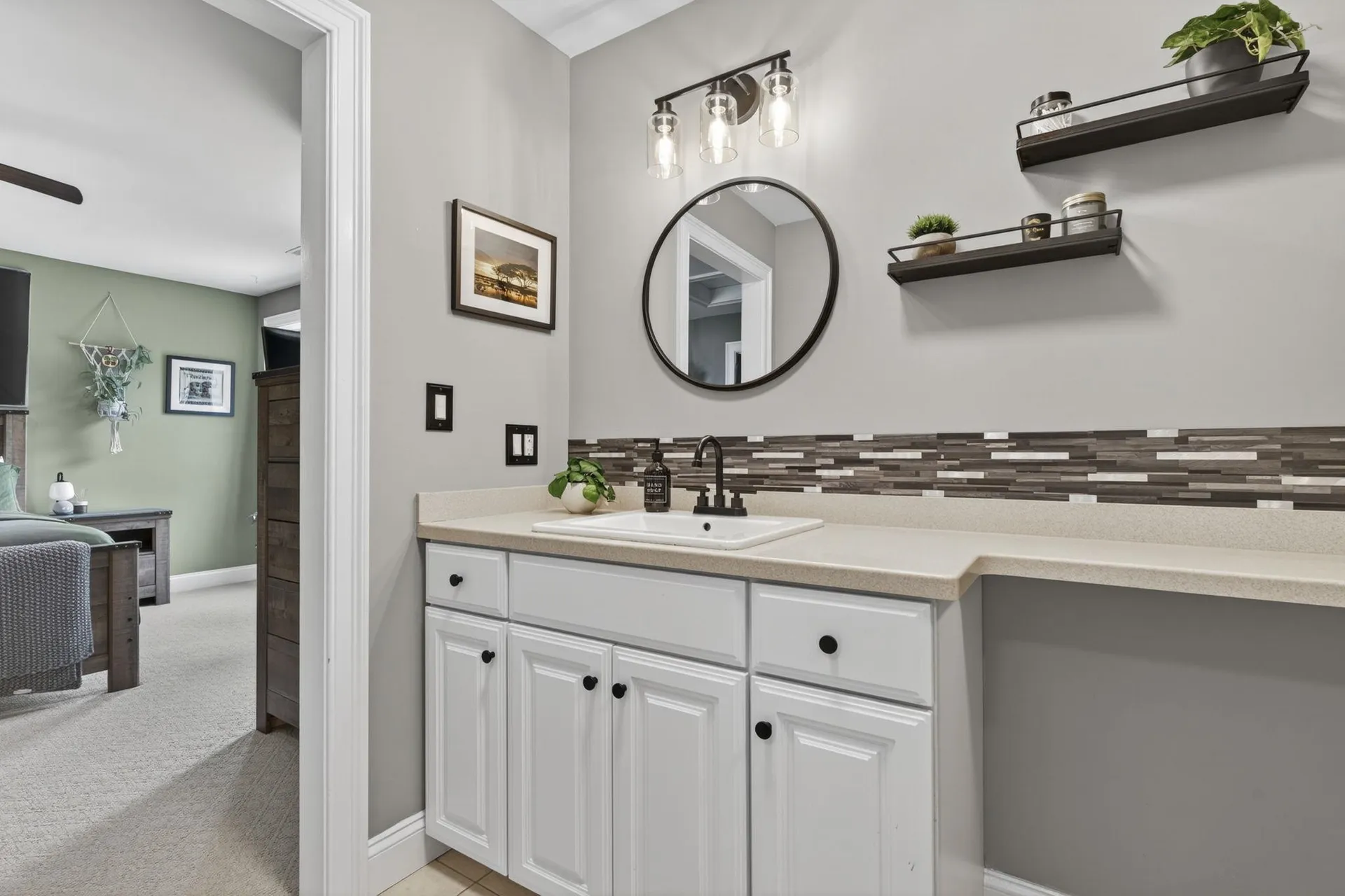 12 Rachel Way Bedford NH 03110