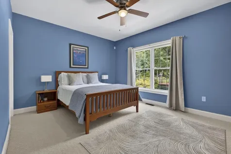 12 Rachel Way Bedford NH 03110