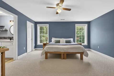12 Rachel Way Bedford NH 03110
