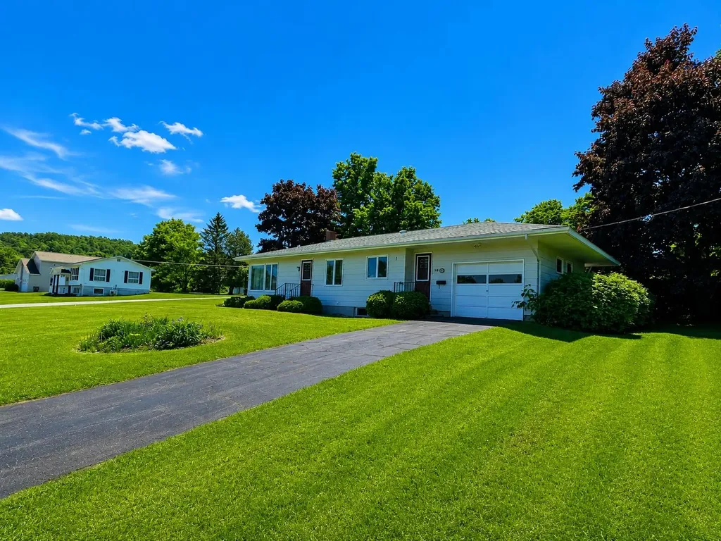 184 Sloan Street Newport City VT 05855