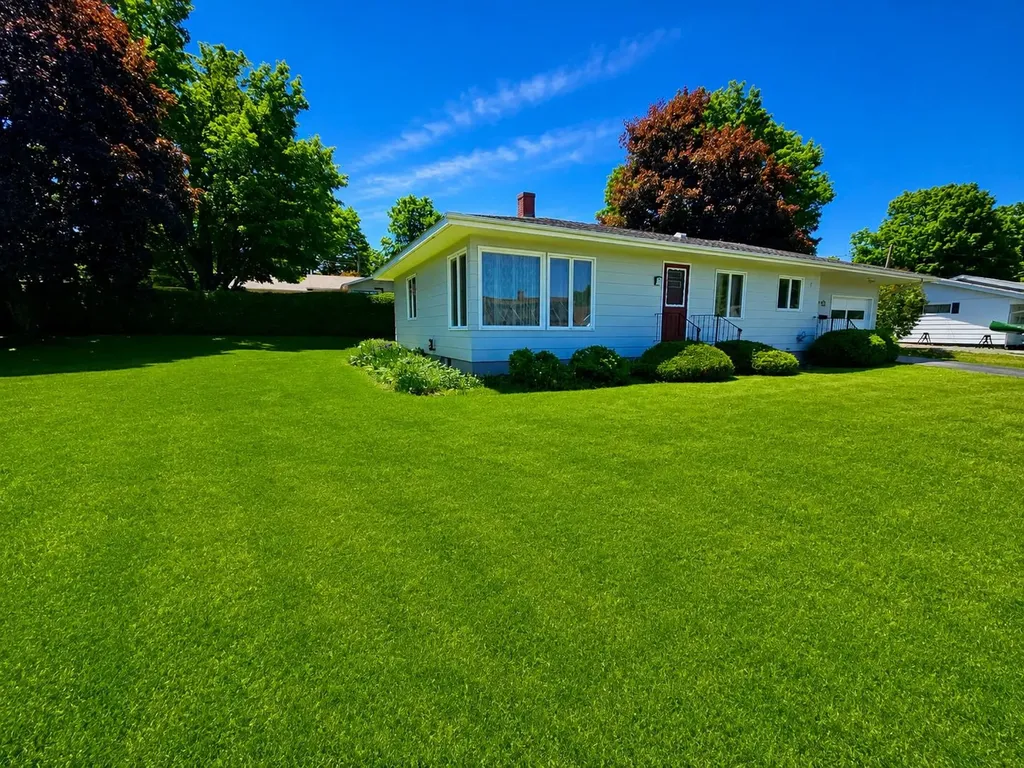 184 Sloan Street Newport City VT 05855