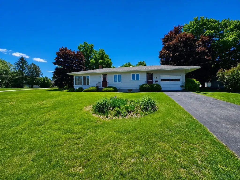 184 Sloan Street Newport City VT 05855