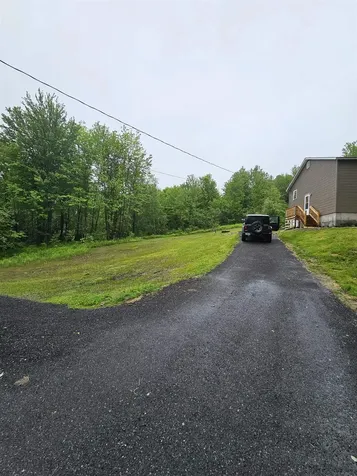 2817 Huntington Road Richmond VT 05477-9757
