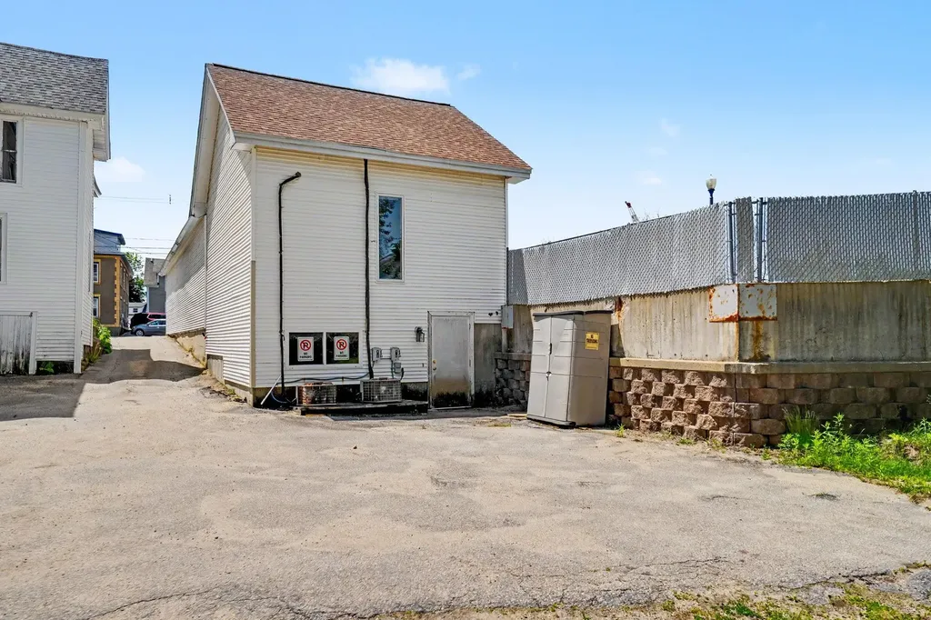 11 Turnpike Road Jaffrey NH 03452