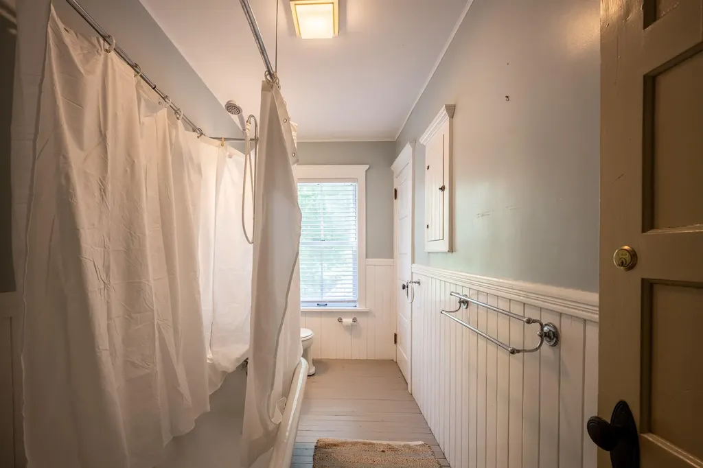 458 East Main Street Middlebury VT 05753
