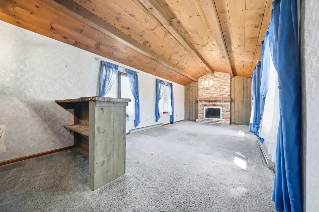 33 Ross Street Nashua NH 03060