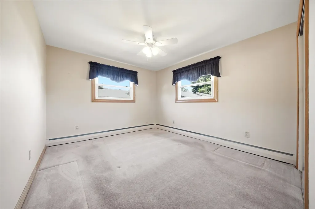 33 Ross Street Nashua NH 03060