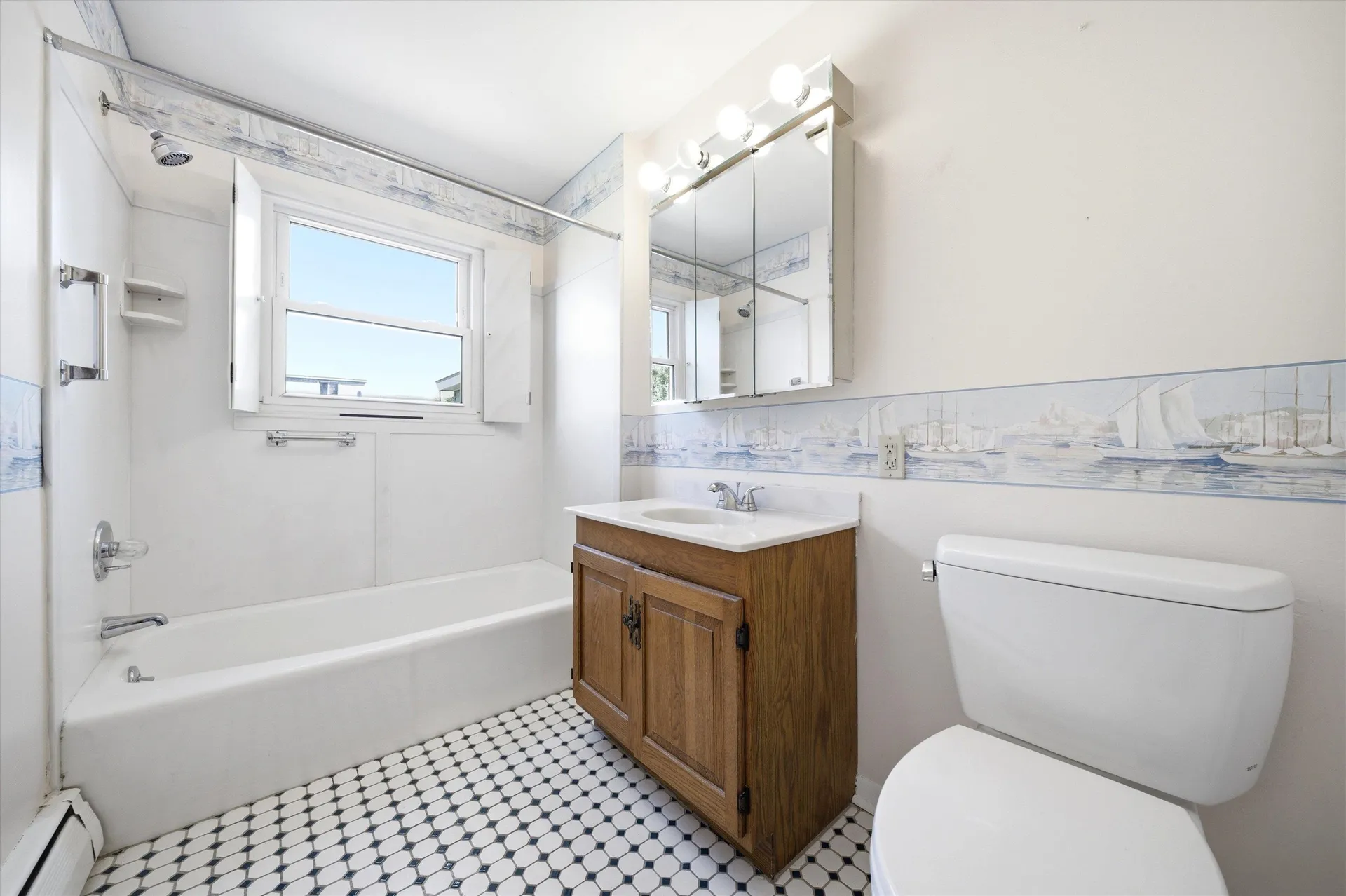 33 Ross Street Nashua NH 03060