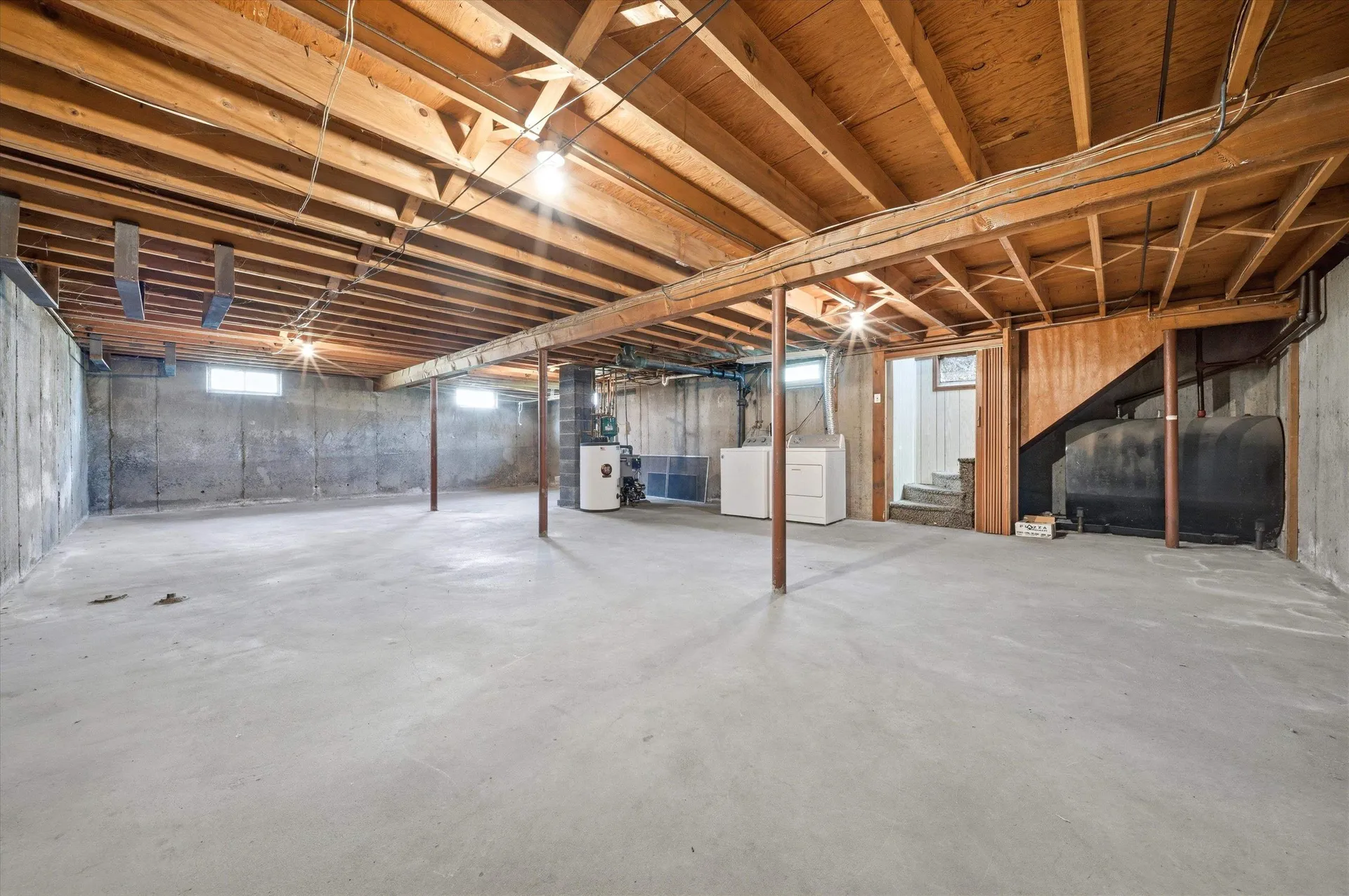 33 Ross Street Nashua NH 03060