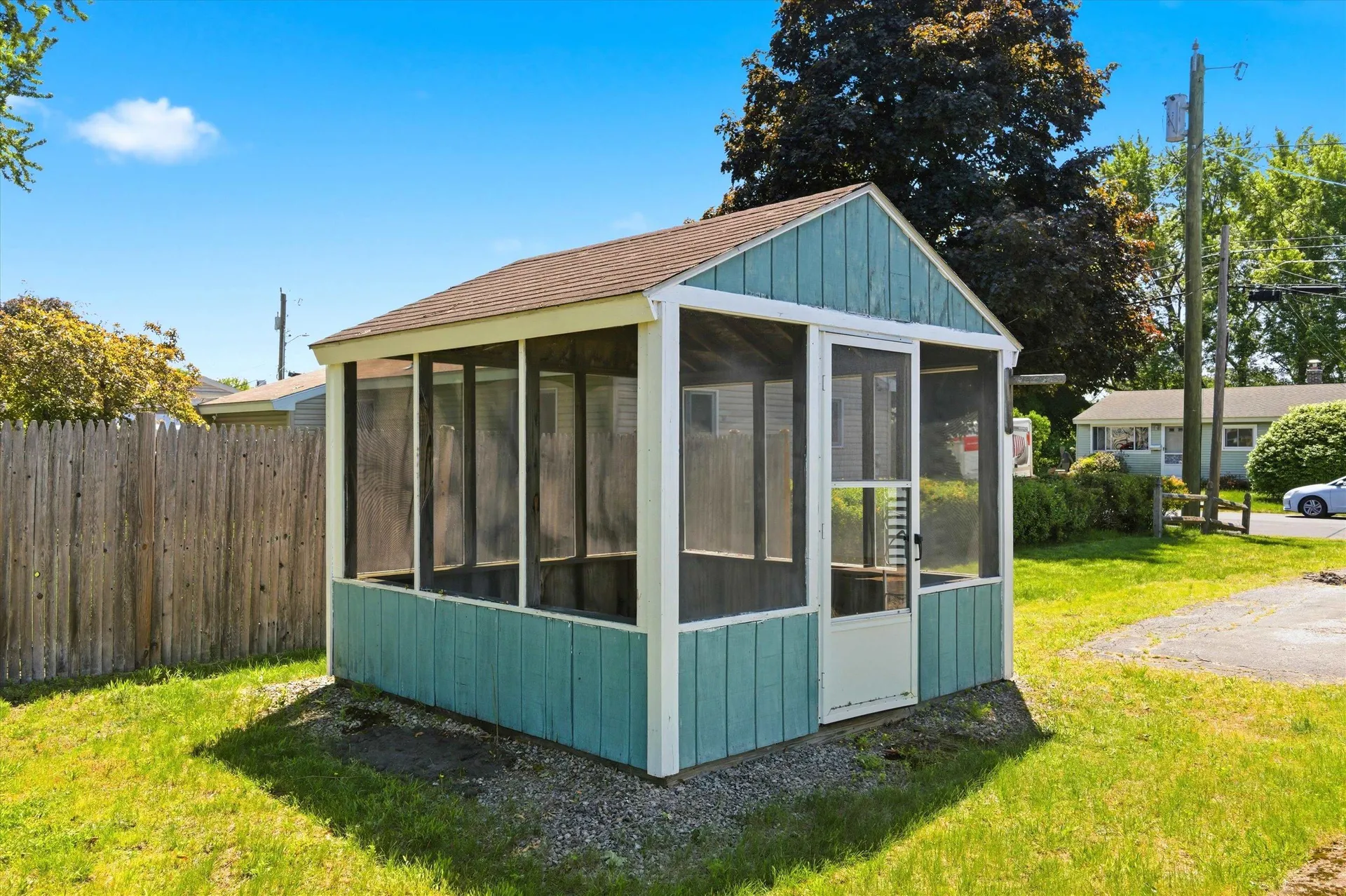 33 Ross Street Nashua NH 03060