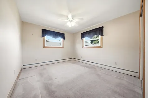 33 Ross Street Nashua NH 03060
