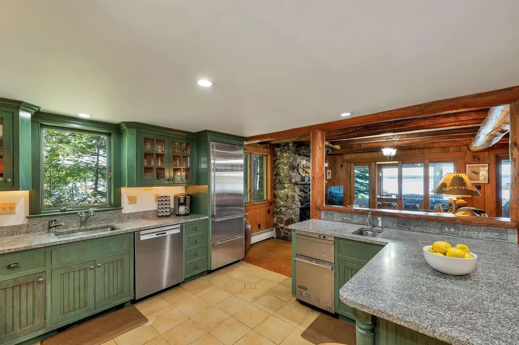 28 Veasey Shore Road Meredith NH 03253