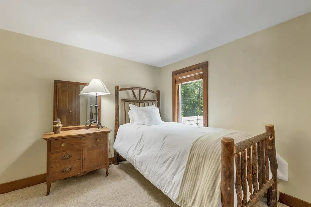 28 Veasey Shore Road Meredith NH 03253