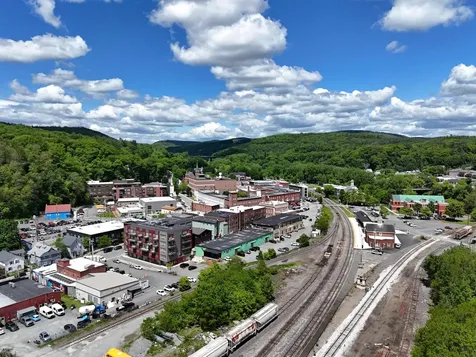 32 South Main Street Lebanon NH 03784