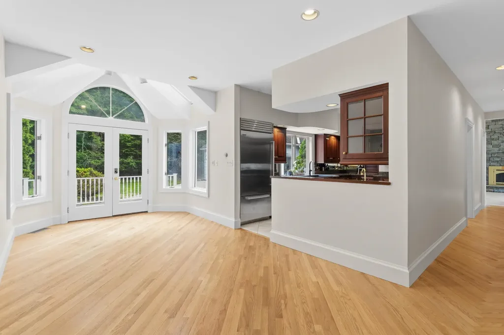 3 Oak Lane Stratham NH 03885