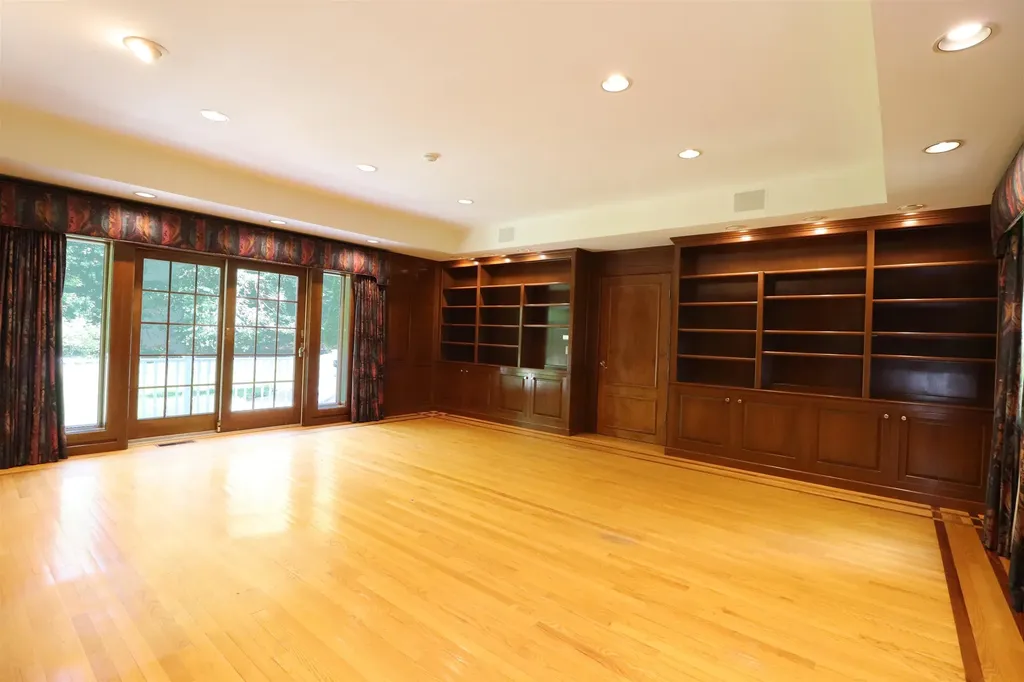 3 Oak Lane Stratham NH 03885
