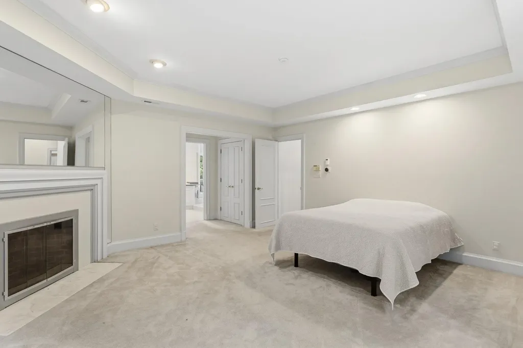 3 Oak Lane Stratham NH 03885
